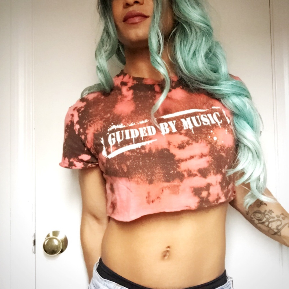 Women’s Custom ‘Guided By The Music’ crop …